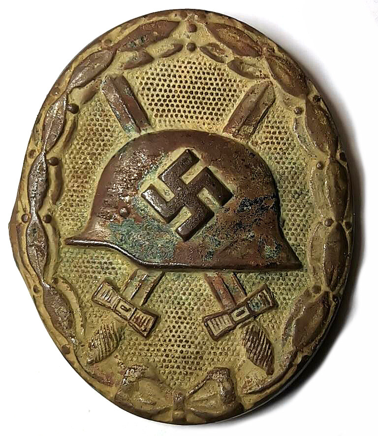 Wound Badge / from Crimea