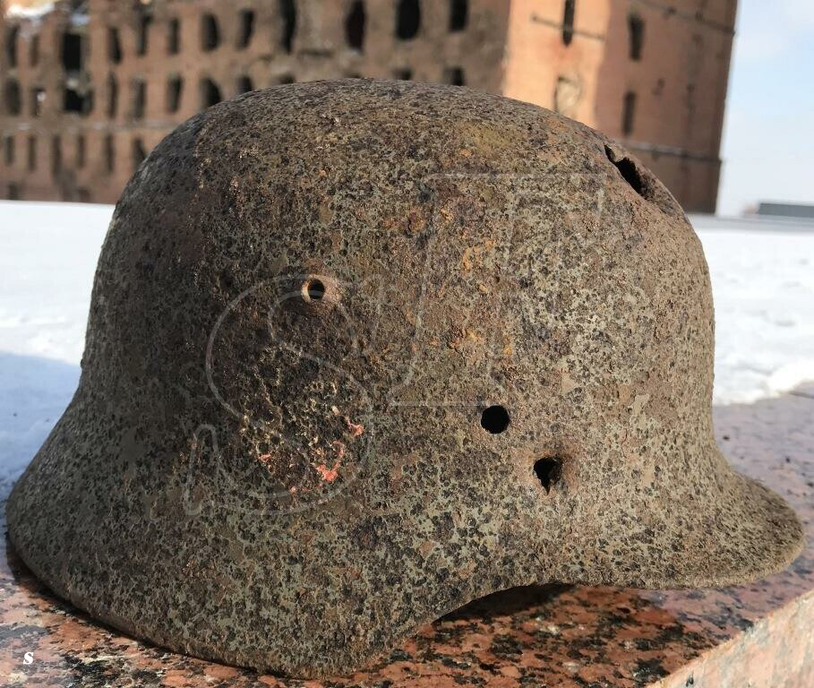 German helmet M35 “Double dekal” / from Stalingrad