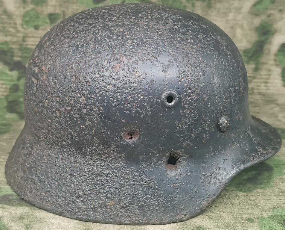 German helmet M40 / from Novgorod