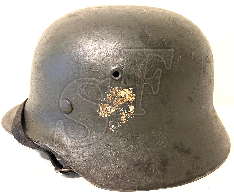 Wehrmacht helmet M40 / from Murmansk