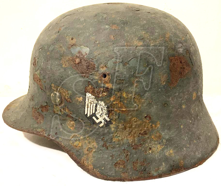 Wehrmacht helmet M35 DD / from Stalingrad