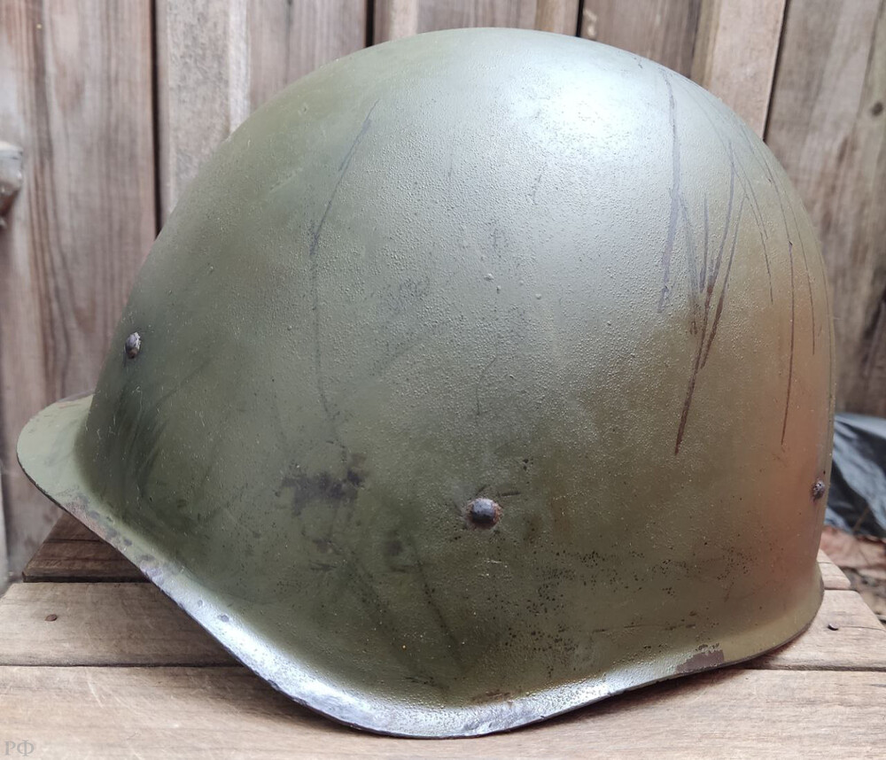 Soviet helmet SSh40 / from Leningrad