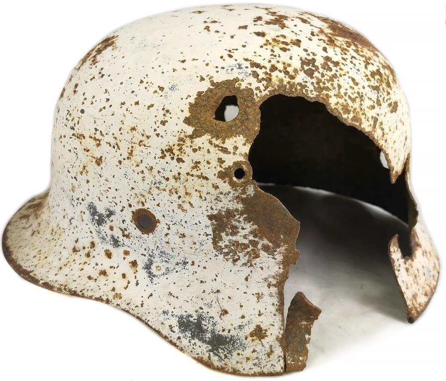 Winter camo German helmet M40 / from Leningrad