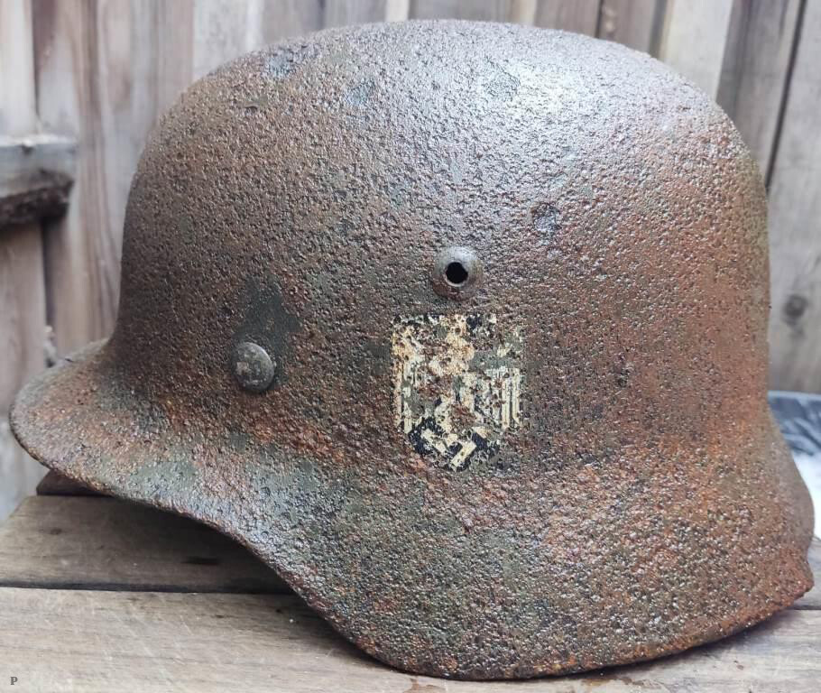 Wehrmacht helmet M35 DD / from Novgorod