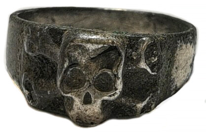 German ring with skull / from Stalingrad