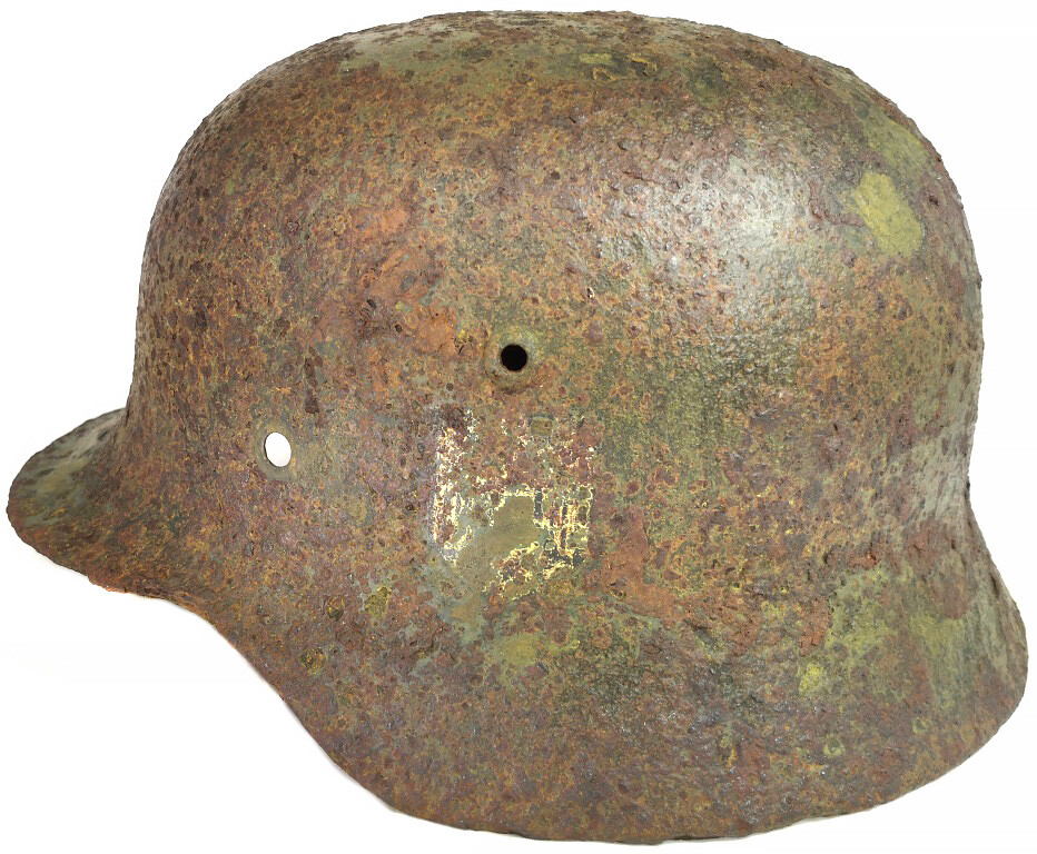 Wehrmacht helmet M35 DD / from Stalingrad