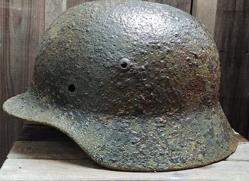 German helmet M35 / from Kaluga