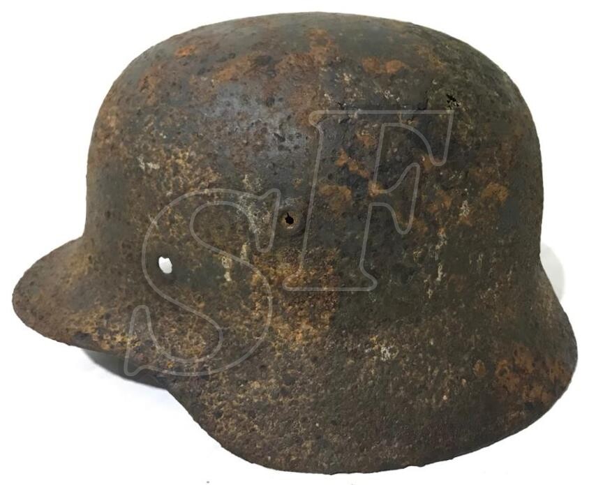 German helmet М40 / from Stalingrad