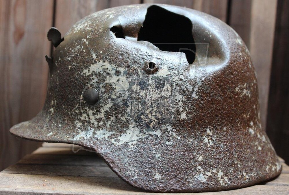 German helmet М35 from Novgorod region