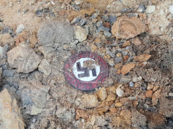 Badge Deutschland erwache from airfield Gumrak