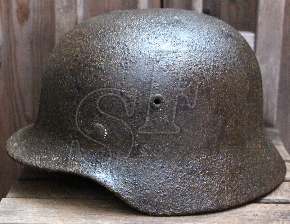 German helmet M40 / Orel