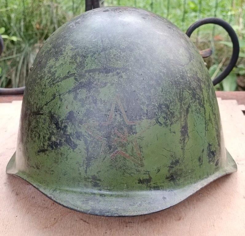 Soviet helmet SSh39 / from Leningrad