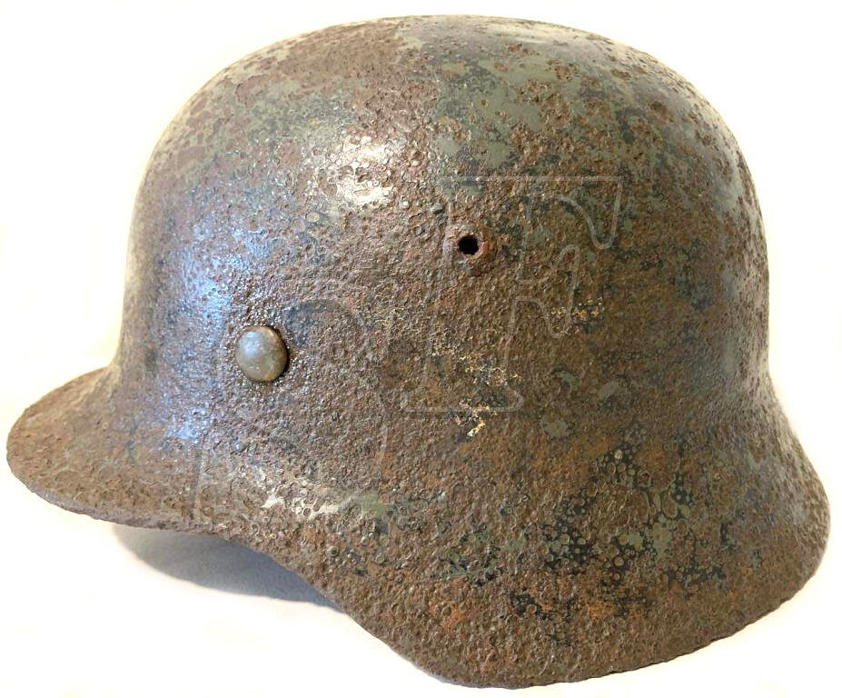 Luftwaffe helmet M35 / from Stalingrad