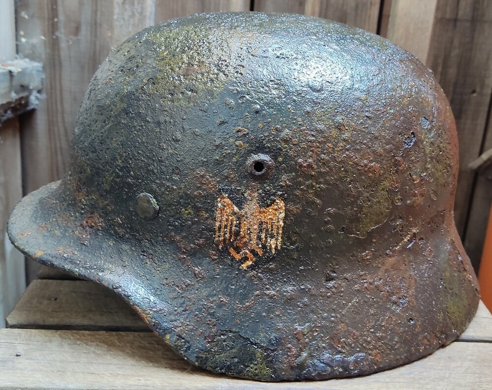 Wehrmacht helmet M40 / from Kaluga