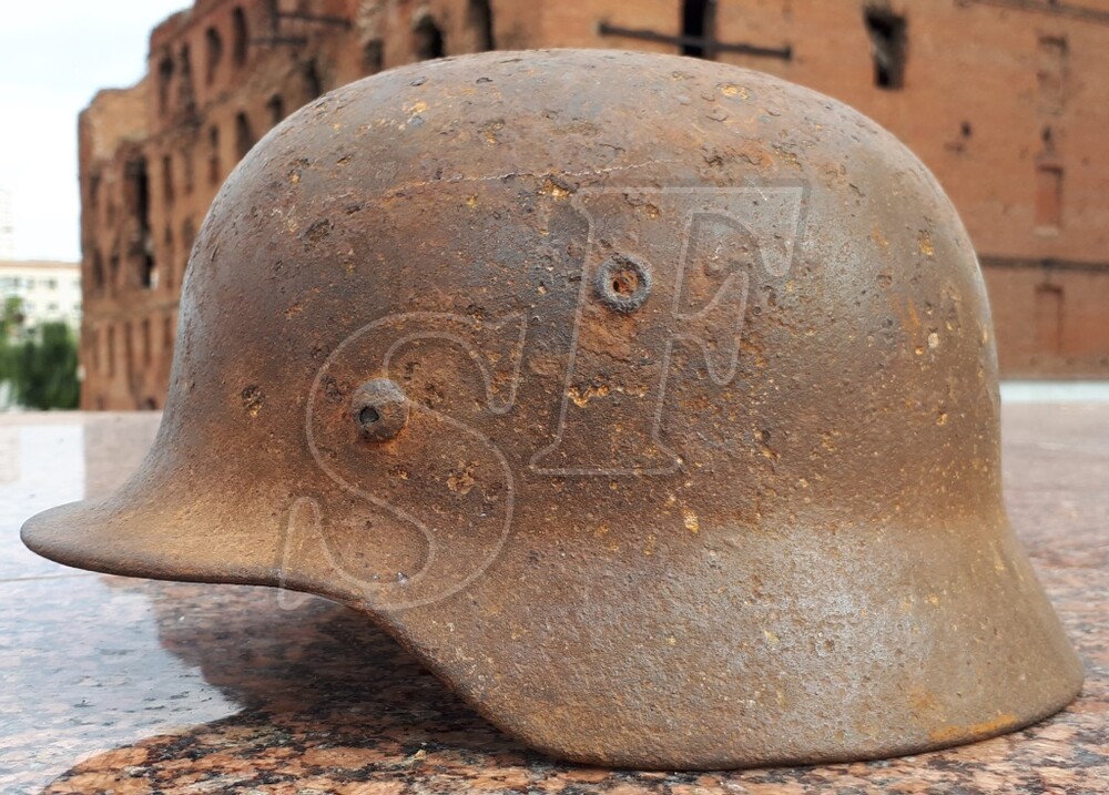 German helmet M40 / Stalingrad