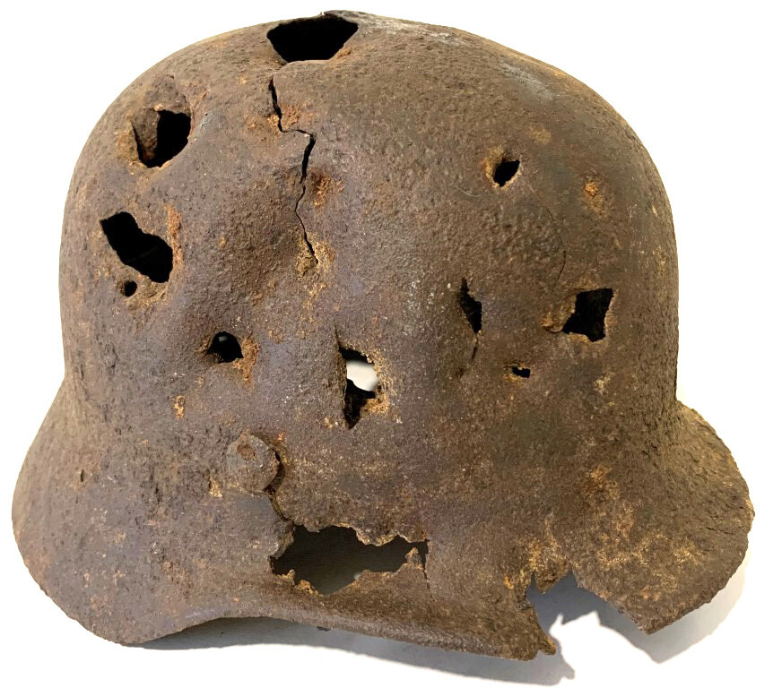 German helmet M40 / from Stalingrad