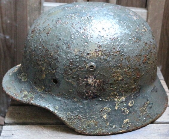 Wehrmacht helmet M35 / from Smolensk
