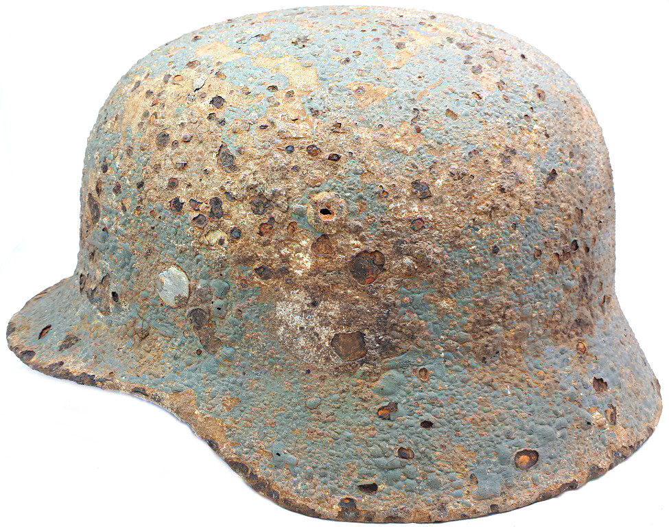 German helmet M35 / from Stalingrad