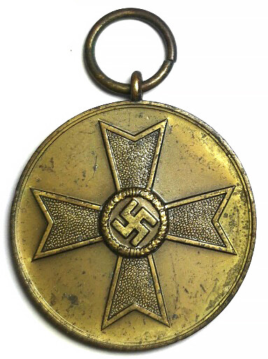 Medal of the Cross of military merits (Kriegsverdienstmedaille) / from Königsberg