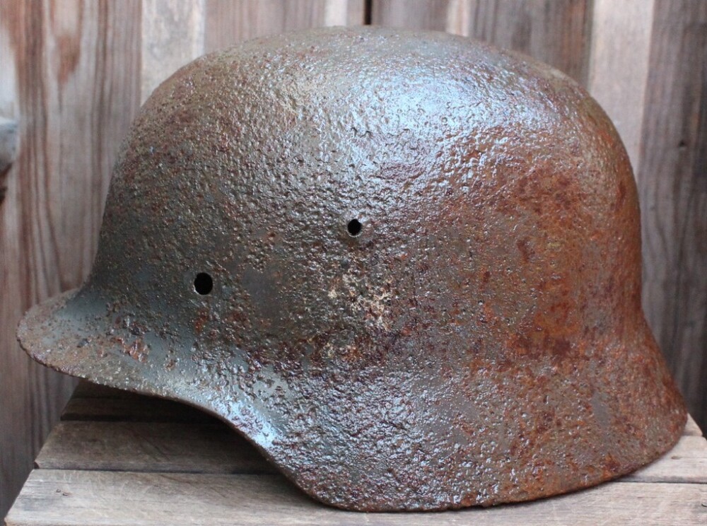 German helmet M35 / from Novgorod