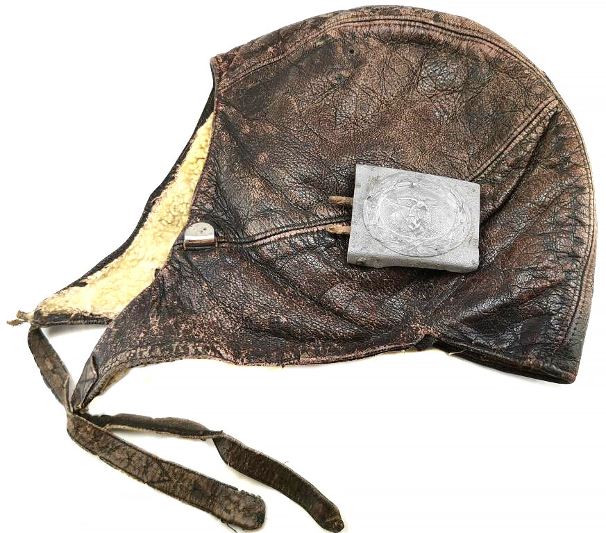 Luftwaffe Pilot's leather helmet and belt buckle