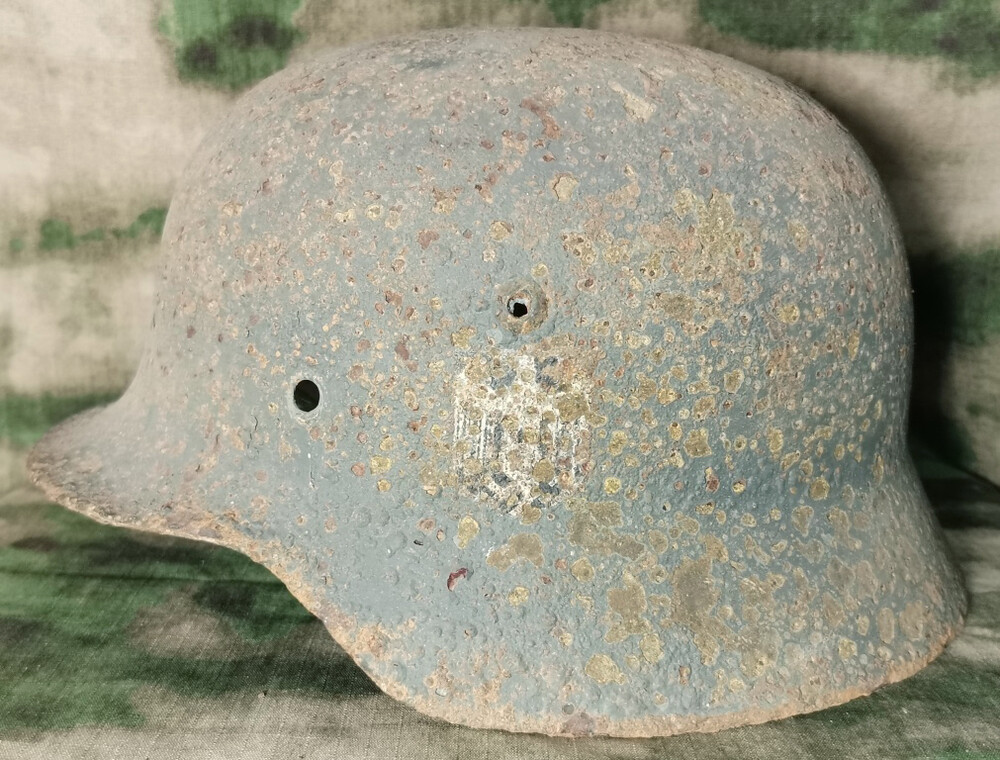 Wehrmacht helmet M35 DD