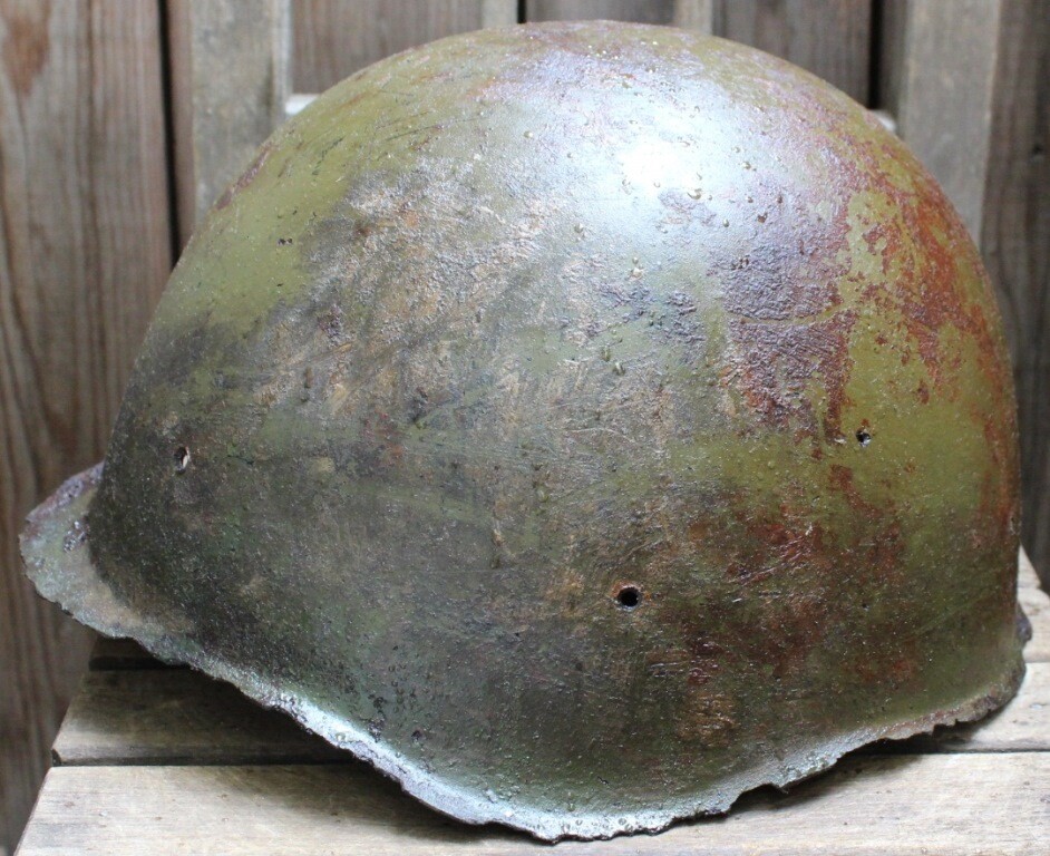 Soviet helmet SSh40 / from Leningrad