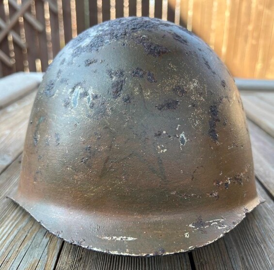 Soviet helmet SSh39 / from Leningrad