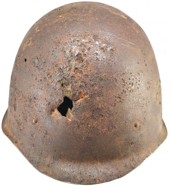 Soviet helmet SSh40 / from Staraya Russa