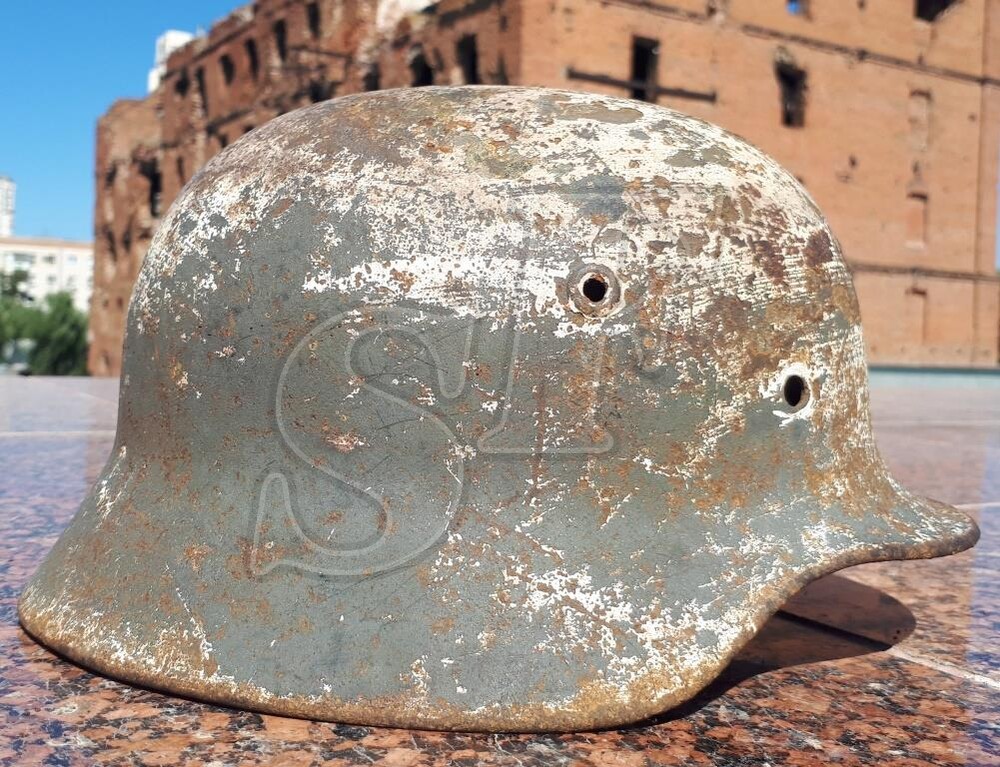 German helmet М40 from Stalingrad region