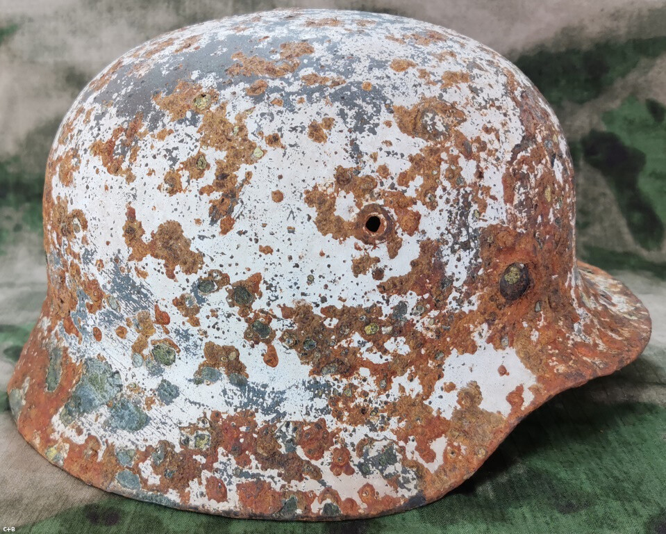 Winter camo German helmet M40 / from Novgorod