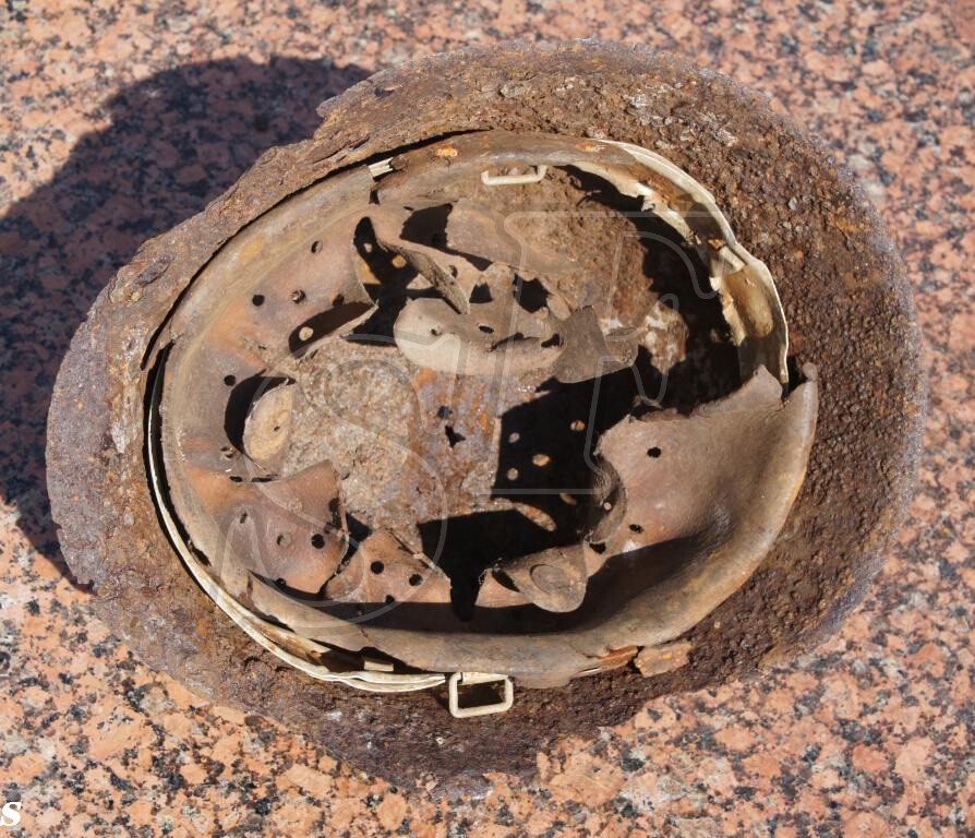 German helmet М40