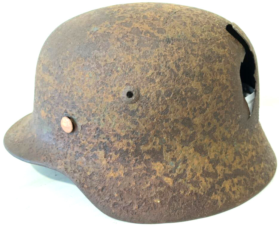 German helmet M35 / from Kursk