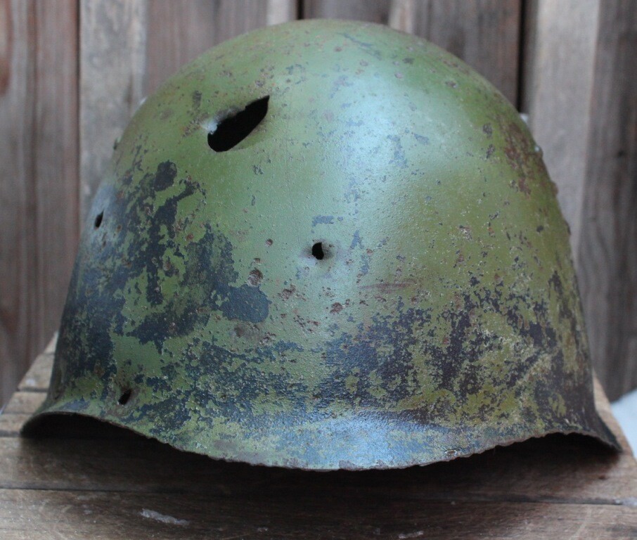 Soviet helmet SSh39 / from Karelia