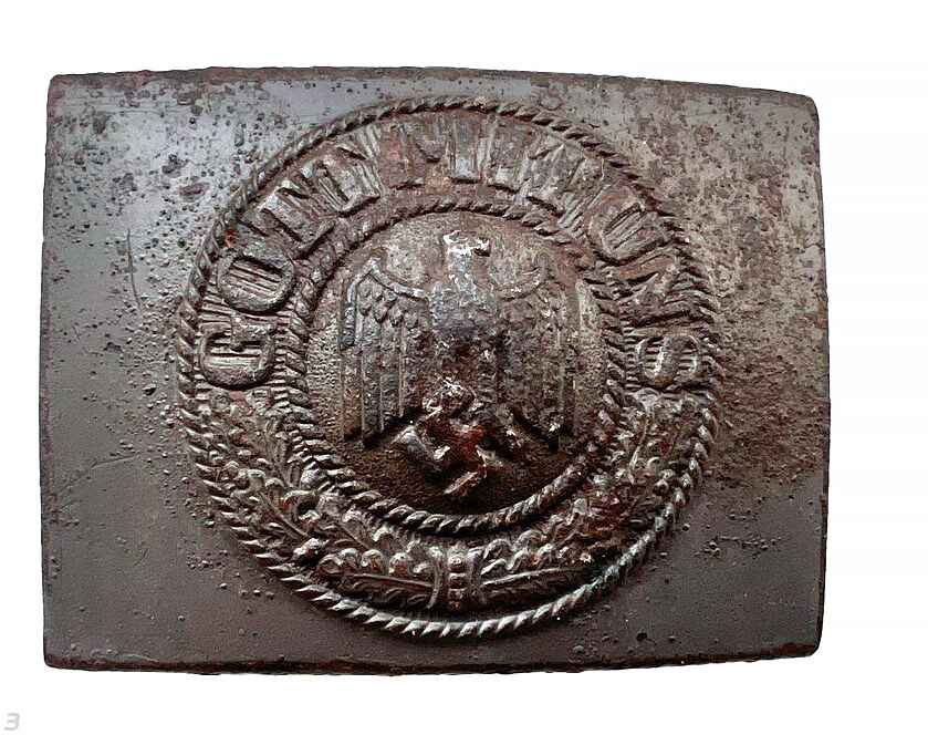 Steel Wehrmacht belt buckle "Gott mit Uns" / from Stalingrad