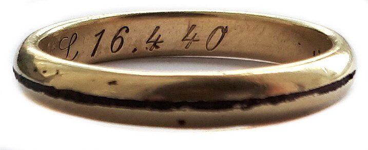 Wedding ring / from Stalingrad