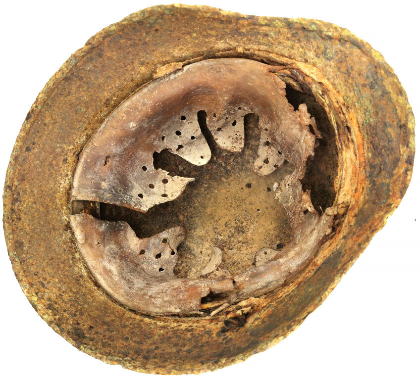 German helmet M40 / from Stalingrad