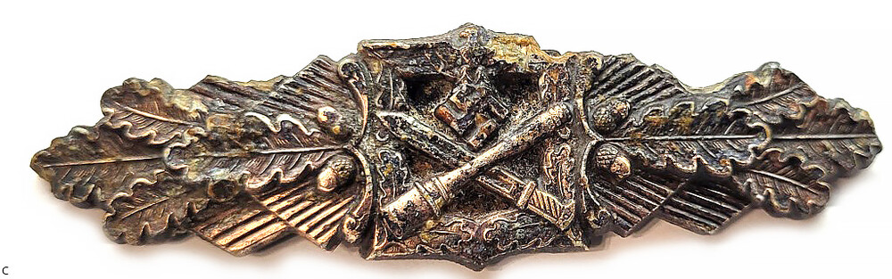 Close Combat Clasp / from Zimmerbude