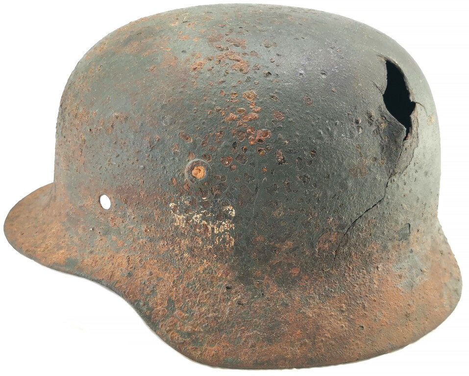 German helmet M40 / from Smolensk