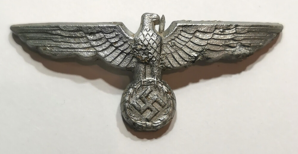 Wehrmacht visor hat eagle / from Konigsberg