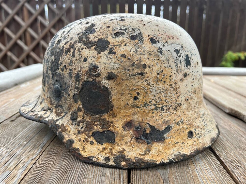 Winter camo German helmet M35 / from Konigsberg