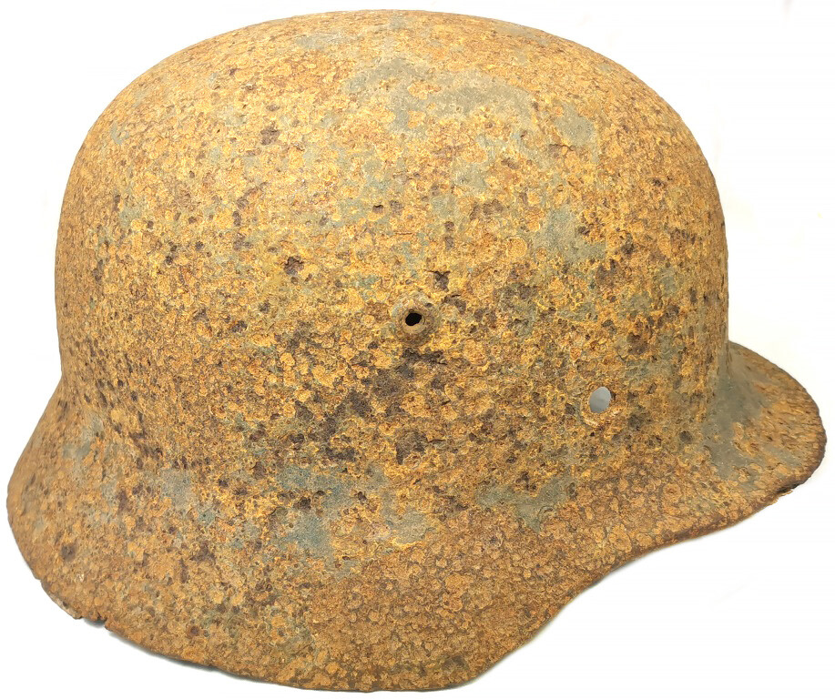 German helmet M35 / from Stalingrad