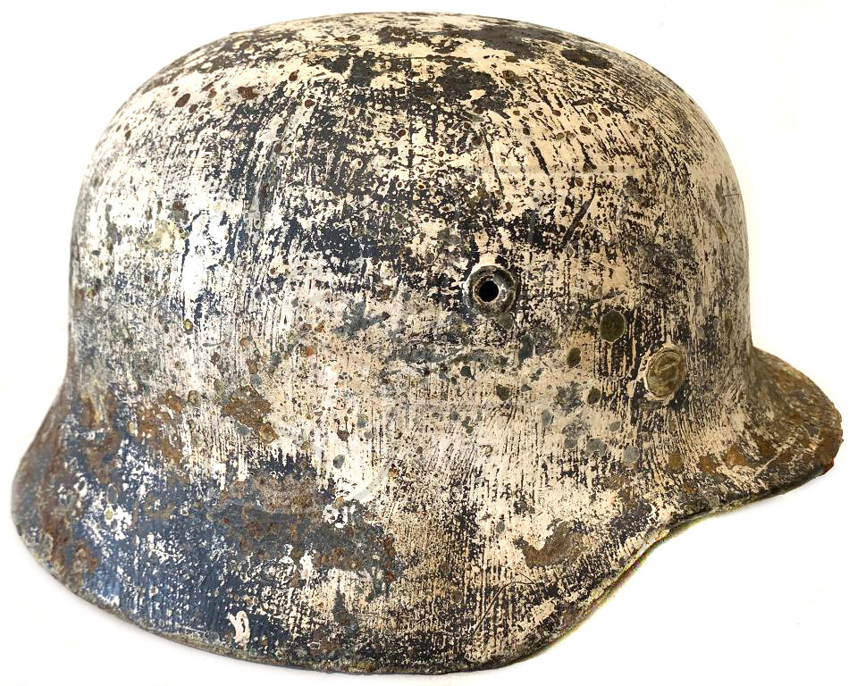 Winter camo helmet M40 / from Stalingrad