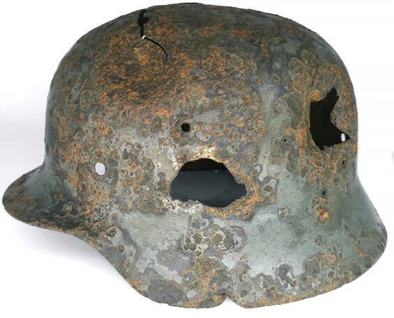 German helmet M35 DD / from Stalingrad