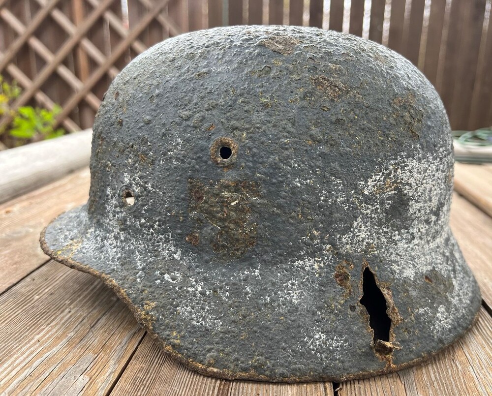 German helmet M40 / from Koninsberg