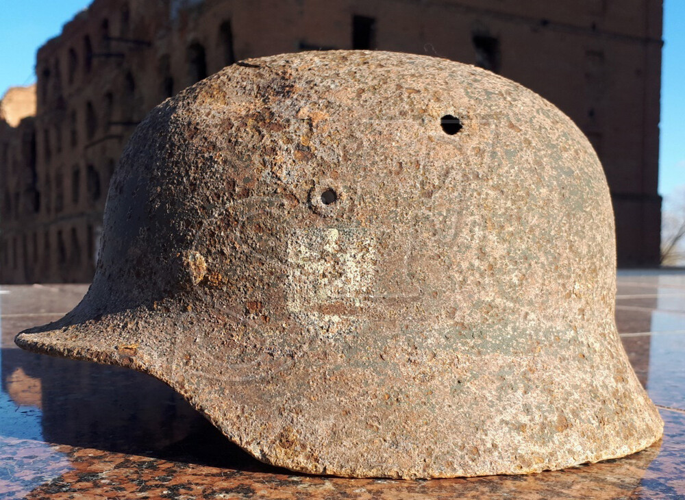 German helmet M40, Wehrmacht / from Stalingrad