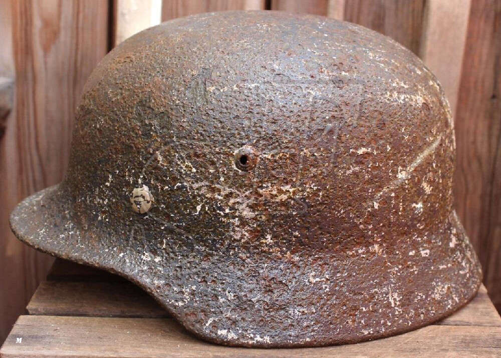 Luftwaffe helmet M35 / from Novgorod