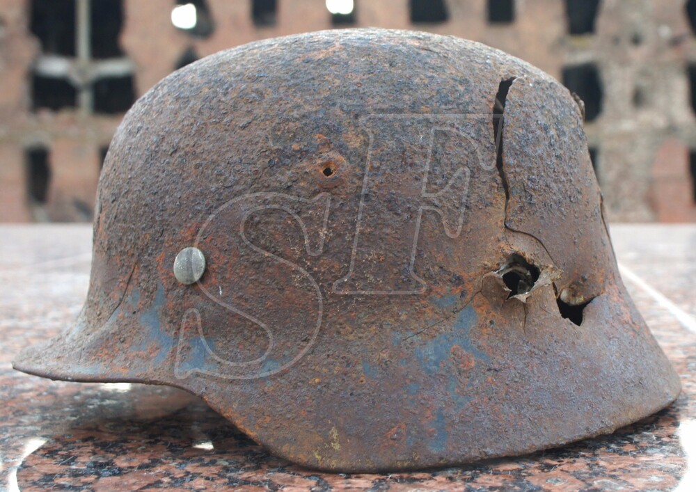 German helmet M40 / Stalingrad