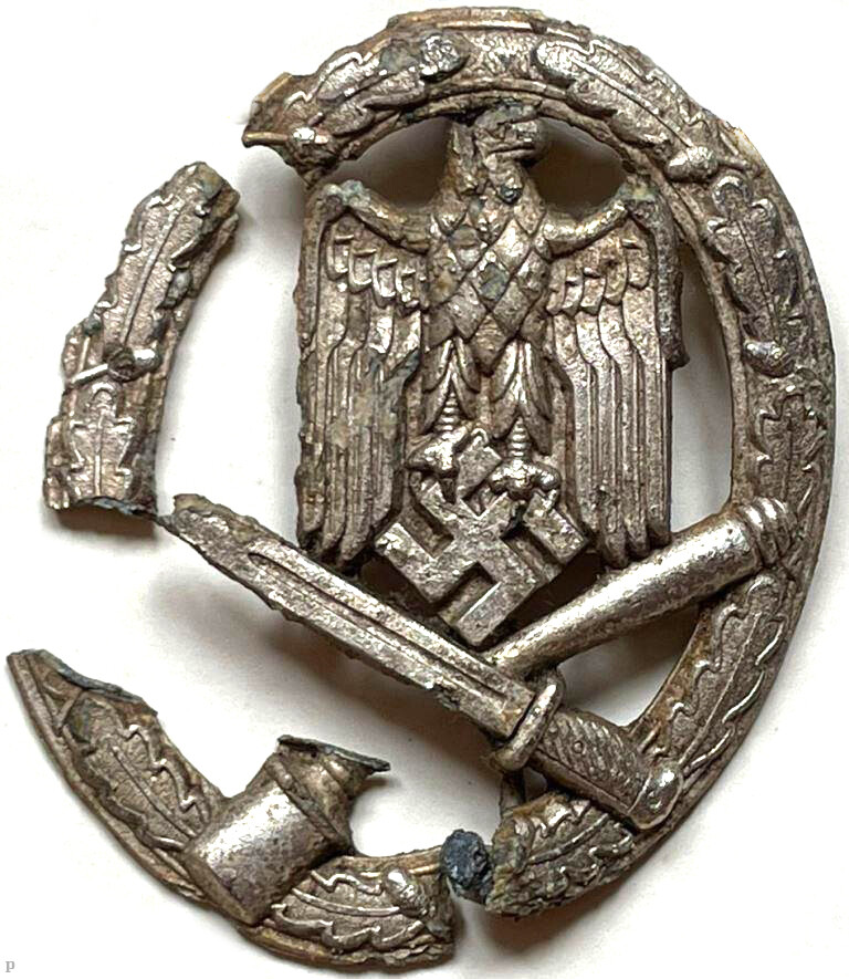 General Assault Badge / from Stalingrad