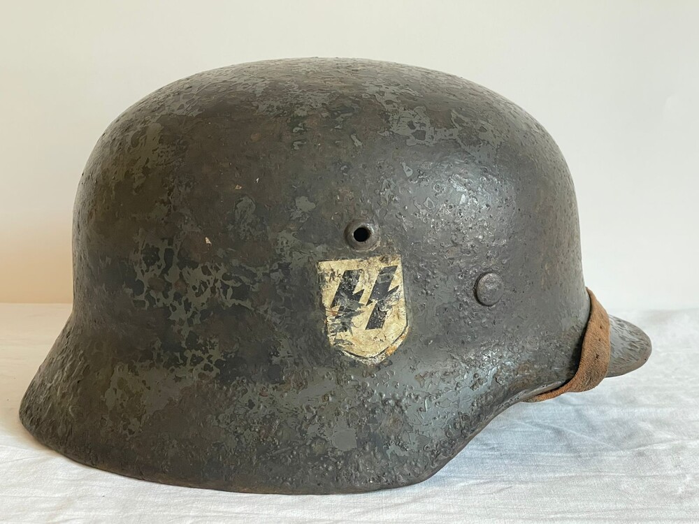 Waffen SS helmet M35 / from Demyansk pocket